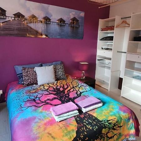 1 Chambre Privative Avec Bureau Et Cuisine Dans Maison 105 M2 Montfaucon Montfaucon  Ngoại thất bức ảnh